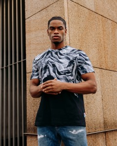 T-shirt ARTIFICIAL KNIT czarny